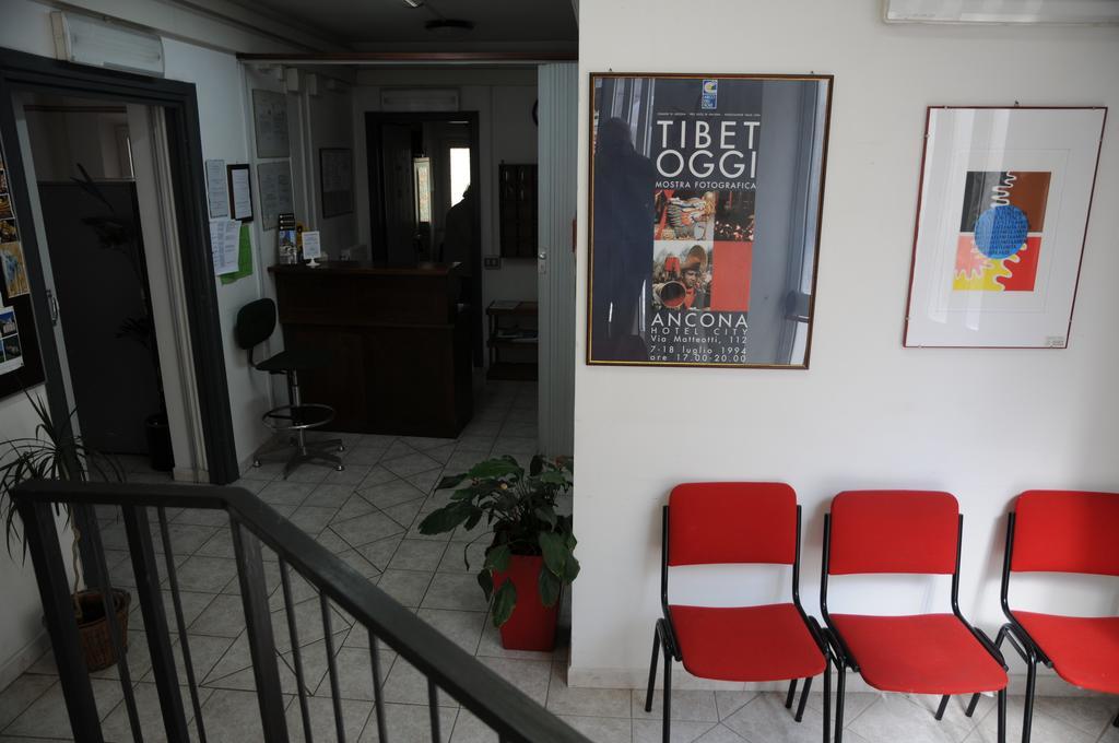Ostello Della Gioventu Ancona Luaran gambar